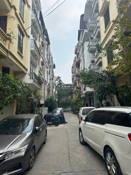 Bán Nhà Khâm Thiên. Đống Đa. Ô Tô. Vỉa Hè. DT 54m2. MT 4m. 5 Tầng. Giá 22,4 Tỷ.