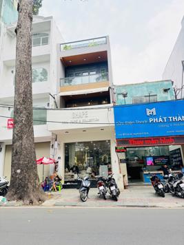 Bán gấp nhà mặt phố Trần Quang Khải, Tân Định, Quận 1