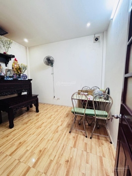 CHÍNH CHỦ BÁN NHÀ QUAN NHÂN 50M,MT 4,2M-GIÁ 9,3 TỶ-VF3 VÀO TẬN NHÀ-FULL NỘI THẤT XỊN SÒ- VÀO Ở LUÔN