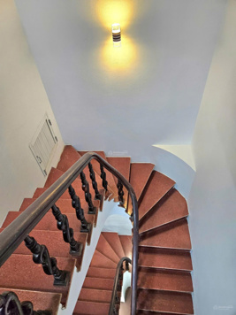 Cực hiếm. Nhà chính chủ dân xây. Nhà 3 tầng kiên cố. 3 mặt thoáng. Giá quá rẻ chỉ 8,65 tỷ