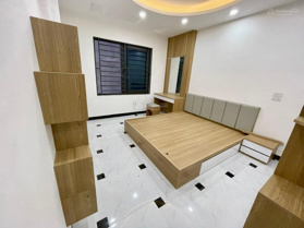 Bán nhà ngõ Lê Đức Thọ 34m2 x 5 tầng cách MP 30m giá 7.2 tỷ (TL) tặng nội thất