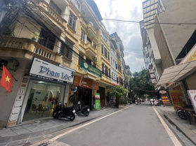 Chính chủ cần bán gấp nhà Phố Ngụy Như Kon Tum 55m2 x 2 thoáng đường rộng thông thoáng giá 15 tỷ.