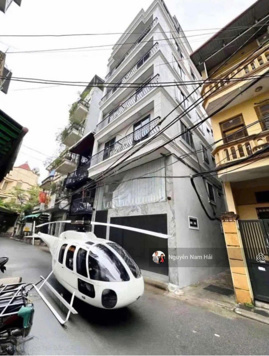 Chính chủ cần bán-lô góc 60m2-6 tầng thang máy-oto 7s ngủ trong nhà.