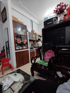 Bán Nhà Giải Phóng. Thanh Xuân. DT 37m2. MT 5,2m. 4 Tầng. Giá 6,92 Tỷ.