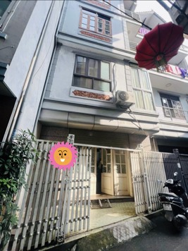 Lạc Long Quân, Tây Hồ. Nhà Đẹp Dân Xây. Ngõ Thông Muôn Nơi. DT: 50m; Giá 9 tỷ