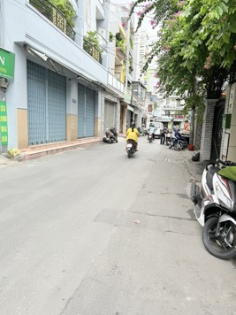 TÂN BÌNH - NGAY UBND PHƯỜNG, XE HƠI ĐỖ CỬA, 4X16 - 4 TẤM, 4PN, NHỈNH NHẸ 10 TỶ