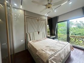 Bán Nhà Mặt Phố Kim Giang. Hoàng Mai. Ô Tô. Vỉa Hè. DT 40m2. MT 3,6m. Giá 18,1 Tỷ.