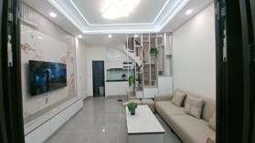 Bán Nhà Hồ Tùng Mậu – 37m² x 5T, Ô Tô, Gần Phố – Ngõ Thông – Ở Ngay – Chỉ 7,55 Tỷ