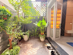 NHÀ ĐẸP HOÀNG HOA THÁM – 46m² x 4 TẦNG – DÂN XÂY CHẮC CHẮN – BA GÁC ĐỖ CỬA – FULL NỘI THẤT