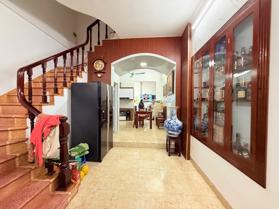 Bán Nhà Trương Định. Hoàng Mai. Ô Tô. Kinh Doanh. DT 73m2. MT 4,3m. 3 Tầng. Giá 17,9 Tỷ. 