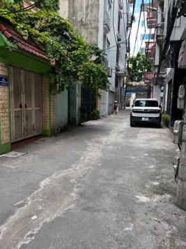 Bán Nhà. Định Công Thượng. Hoàng Mai. Ô Tô. DT 101m2. MT 5,2m. 5 Tầng. Giá 29,2 Tỷ.