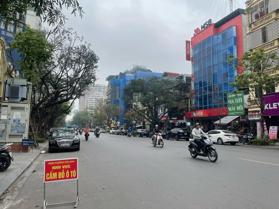 Bán Nhà Mặt Phố Hai Bà Trưng. Hoàn Kiếm. Thang Máy. Ô Tô. Vỉa Hè. DT 61m2. Giá 31,9 Tỷ.