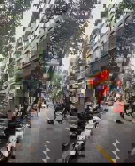 Phố Nghĩa Đô, Cầu Giấy - GARA Ô TÔ, KINH DOANH, 2 THOÁNG - 41M x 5 TẦNG - 14,49 TỶ