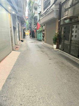 BÁN NHÀ PHỐ YÊN LÃNG - 62m2 - nhỉnh 23 tỷ - 7 tầng thang máy - Porsche ngủ nhà