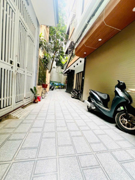 BÁN NHÀ TRẦN CUNG - XE TẢI 5 TẠ ĐỖ CỬA- NHÀ Ở KẾT HỢP CHO THUÊ 48M2X 6 TẦNG, 12 TỶ