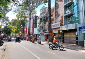 BÁN TÒA NHÀ MẶT TIỀN TRẦN BÌNH TRỌNG QUẬN 5 DÒNG TIỀN CAO