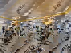 Bán biệt thự Trần Thái Tông, 250m2 x 5 tầng, lô góc