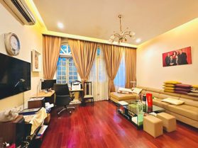 Bán nhà mặt ngõ đường đôi Trung Kính, 50m2 x 4 tầng, ô tô tránh