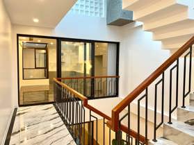 Bán nhà ngõ 69A Hoàng Văn Thái 70m2 x 4 tầng, 16 tỷ