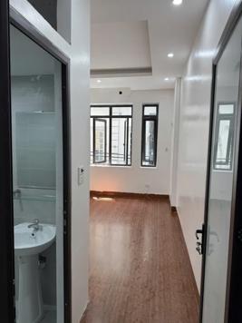 Bán Nhà Chủ Tự Xây Nguyễn Ngọc Vũ. Cầu Giấy. DT 60m2. MT 4m. 4 Tầng. Giá 14,88 Tỷ.