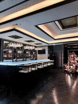 Cho thuê quán karaoke ở Thiên Hiền 105m2 x 9 tầng  siêu khủng nhiều phòng