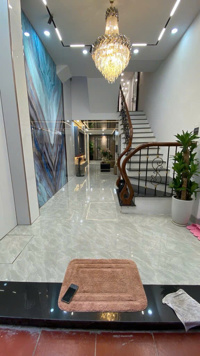 BÁN NHÀ TRUNG TÂM BA ĐÌNH - 38m² x 4 TẦNG - CÁCH PHỐ CHỈ 30M - FULL NỘI THẤT - NHÀ CỰC ĐẸP!