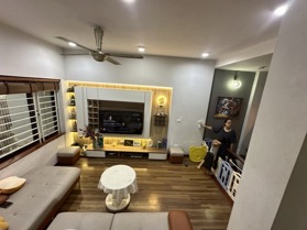 Nhà Đẹp Lô Góc Mễ Trì 40m x 5T, Ngõ Thông, Ô Tô, Kinh Doanh Đỉnh 7,95 Tỷ