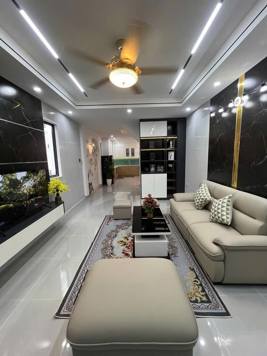 Bán Nhà Khương Trung – 40m², Gần Ô tô, Xây Mới – Giá 7.85 Tỷ