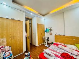 Bán Nhà Quan Thổ 1. Đống Đa. Lô Góc. Ô Tô. DT 48m2. MT 3,6m. 5 Tầng. Giá 16,1 Tỷ.