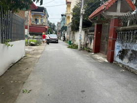 Hàng hiếm Bắc Ninh, bán gấp lô đất 100m2, đường ô tô con tránh, giá 35tr/m2. LH: 0379483926