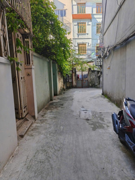 NHÀ HÀO NAM 55m2 x Mặt tiền đẹp 4M– NGÕ THÔNG – Thoáng trước sau - Trước nhà rộng 4m