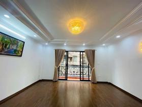 ​Bán Nhà Kim Đồng. Hoàng Mai. 5 Tầng Thang Máy. Ô Tô. DT 61m2. MT 5m. Giá 21.4 Tỷ. 