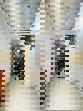 Nhà Yên Hòa - Phân Lô 3 Gác Tránh- 2 Nhà Ra Phố - Ngõ Thông Kinh Doanh