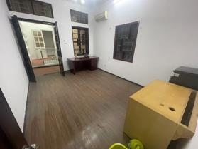 ​Bán Nhà Vương Thừa Vũ. Thanh Xuân. Lô Góc. Ô Tô. DT 80m2. MT 9,5m. 4 Tầng. Giá 19,7 Tỷ.