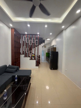 NHÀ ĐẸP TRUNG TÂM ĐỐNG ĐA 50m2 – THỊNH HÀO 2 – NGÕ THÔNG, 50M Ô TÔ TRÁNH – 7 TẦNG – Ở NGAY