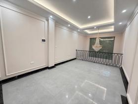 Bán Nhà Mặt Phố Khương Đình. Thanh Xuân. Tầng Thang Máy. Ô Tô. Vỉa Hè. DT 40m2. Giá 22,9 Tỷ