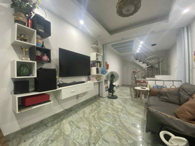 XUÂN ĐỈNH-  NHÀ  Ở LUÔN - Ô TÔ LÙI TẬN CỬA - 30M RA ĐƯỜNG Ô TÔ  - NGÕ THÔNG- 32m Giá 7.6 tỷ ctl32