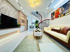 Bán Nhà Hoàng Hoa Thám - Vĩnh Phúc - Ba Đình 45m2 sổ đỏ, 3 tầng, giá 8,1 tỷ