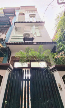 Thuỵ Khuê - Tây Hồ 33m2 x 5 tầng - Cách mặt phố 15m - 2 thoáng trước sau - Sổ đẹp nở hậu.