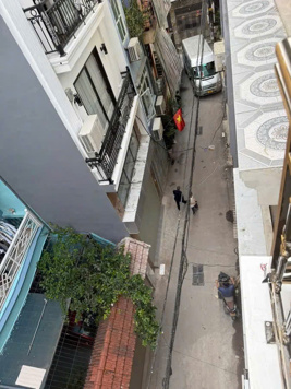 NHÀ LẠC LONG QUÂN - PHÂN LÔ VIP - Ô TÔ VÀO NHÀ - THANG MÁY XỊN - VÀI BƯỚC RA HỒ TÂY