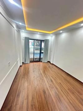 Bán Nhà Giáp Nhị. Hoàng Mai. DT 34m2. MT 3,2m. 5 Tầng. Giá 6,9 Tỷ