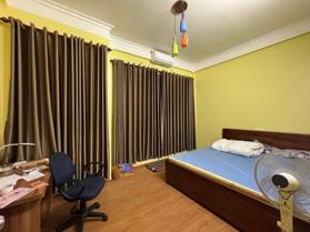 Bán Nhà Đường Hoàng Mai. Ô Tô Kinh Doanh. DT 61m2. MT 5,3m. 5 Tầng. Giá 13,4 Tỷ.