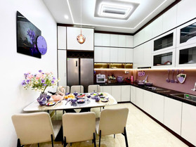 PHẢI NHANH-NHÀ HAI BÀ TRƯNG ĐẸP NỘI THẤT XỊN 4PN, NGÕ THÔNG, 20M RA OTO|DT40M2x4T_8,8TỶ