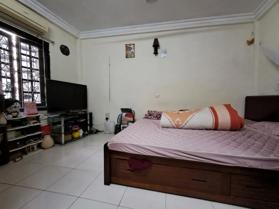Bán Nhà Cát Linh. Đống Đa. Cách 1 Nhà Ra Phố. DT 54m2. MT 2,6m. 4 Tầng. Giá 13,8 Tỷ.