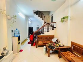 Bán Nhà Đội Cấn. Ba Đình. Lô Góc. DT 50m2. MT 3,7m. 4 Tầng. Giá 10,4 Tỷ.