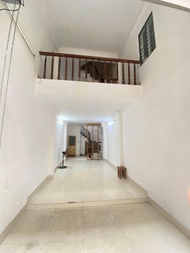 Bán Nhà Đẹp Mễ Trì Thượng 38m x 5T, Ngõ Thông, Ô Tô Gần, NT Cơ Bản 7.85 Tỷ