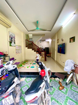 TÂY MỖ - DÂN XÂY CHẮC CHẮN - NGÕ THÔNG - 42M2*4T - FULL NỘI THẤT - CHỈ 7.3 TỶ