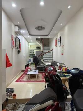 Bán Nhà Trần Cung. Cầu Giấy. DT 40m2. MT 3,3m. 4 Tầng. Giá 8,46 Tỷ.