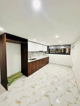 Bán Nhà Thái Hà. Đống Đa. 6 Tầng Thang Máy. DT 40m2. MT 4.2m. Giá 18,7 Tỷ.