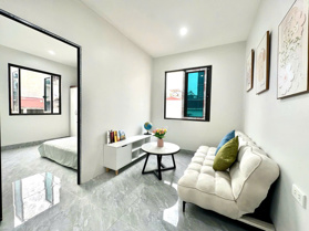 Bán nhà Hoàng Quốc Việt – 36m² x 5T – 5 phòng khép kín – DT360tr/n- ngõ nông, gần phố – nhỉnh 8 tỷ